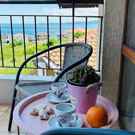 Sunrise Place Eva Appartement